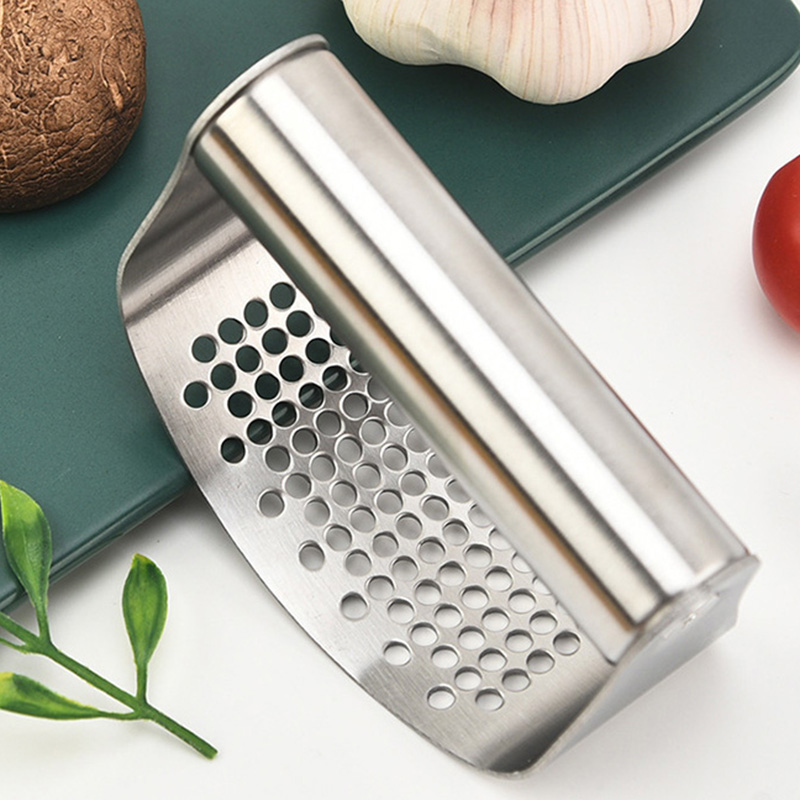 Kitchen accessories garlic press